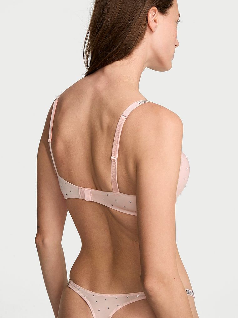 Push-up Enternging grudnjak 2 veličine Bombshell Shine Strap Dot. Proizvod je ružičaste boje i dolazi iz kolekcije Very Sexy.