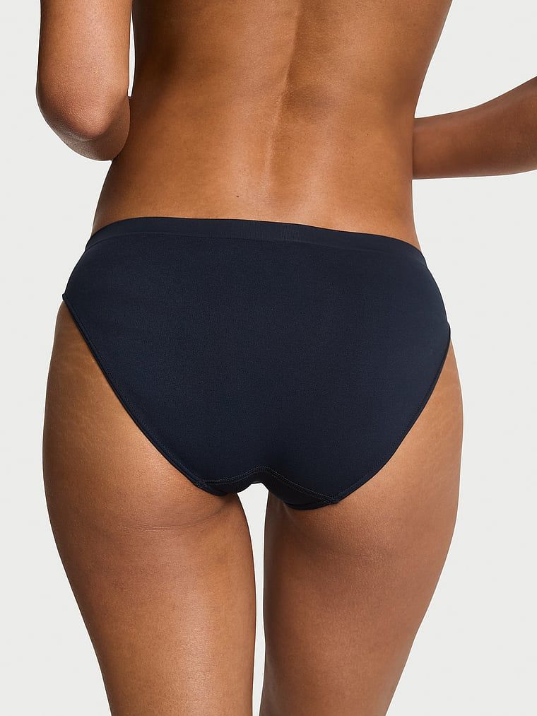 Besprijekorne bikini gaćice. Proizvod je plave boje i dolazi iz kolekcije Seamless.