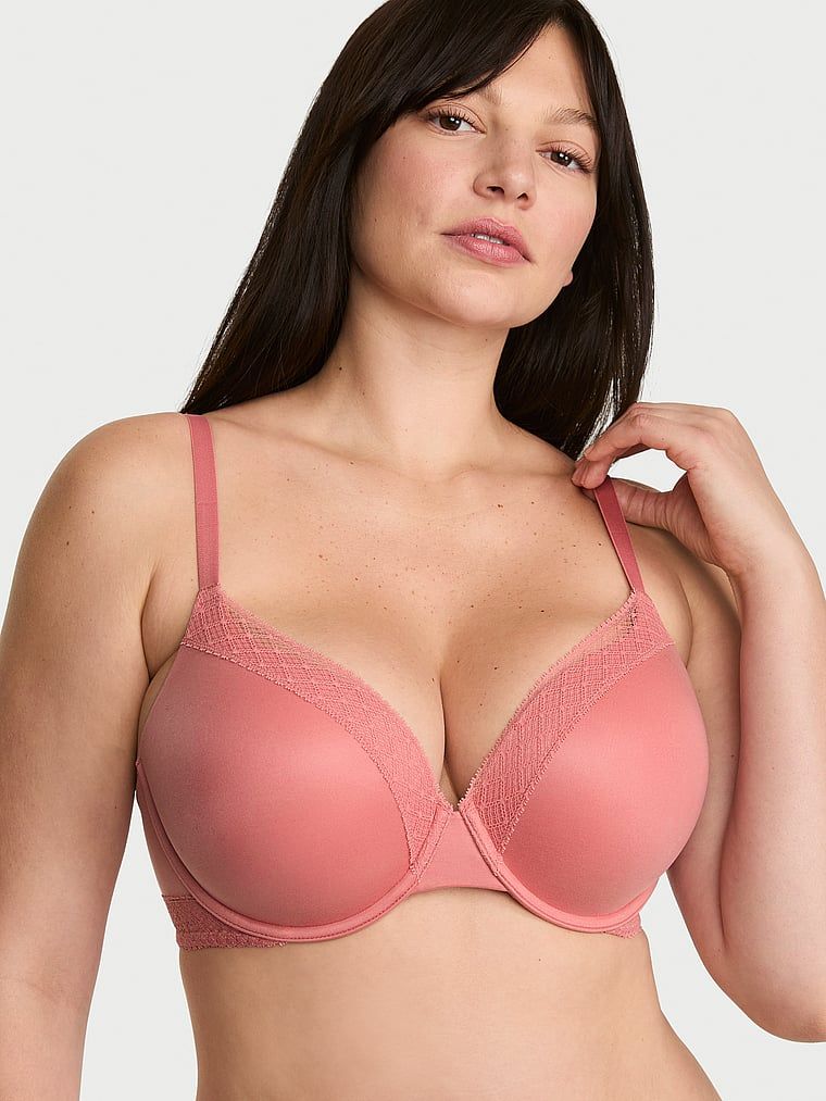 Push-up grudnjak s čipkom Perfect Shape Lace-Trim. Proizvod je ružičaste boje i dolazi iz kolekcije Body by Victoria.