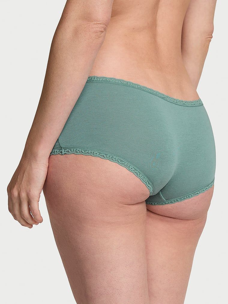 Pamučne kratke hlače s čipkom na rubovima, čipkaste Boyshorts. Proizvod je zelene boje i dolazi iz kolekcije Lace Trim.