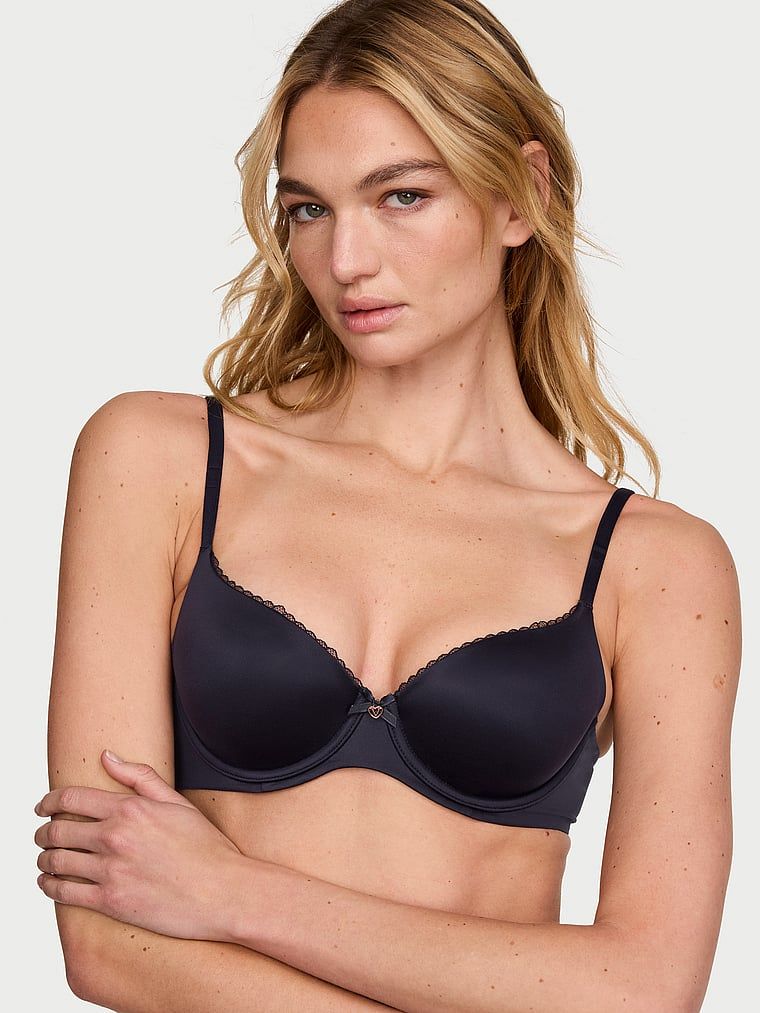 Blago podstavljeni Smooth Demi grudnjak. Proizvod je plave boje i dolazi iz kolekcije Body by Victoria.