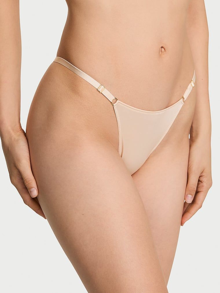 Very Sexy Tange V kroja s metalnim umetkom s podesivim trakicama
