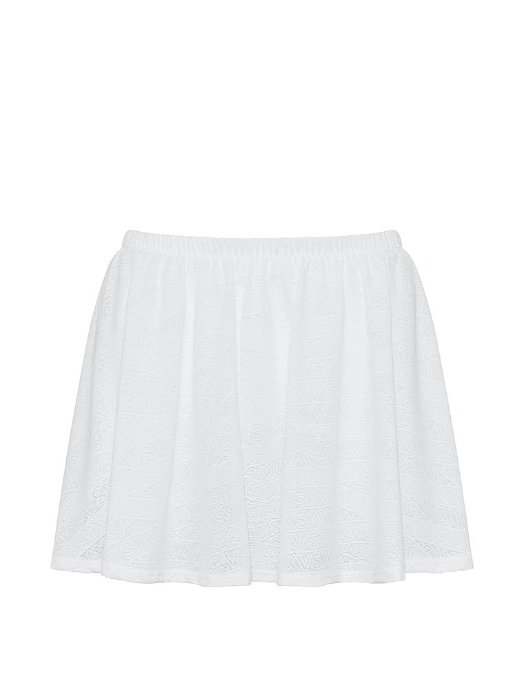 Sportska suknja s kratkim hlačama VSX Elevate Logo Lace. Proizvod je bijele boje i dolazi iz VSX kolekcije.