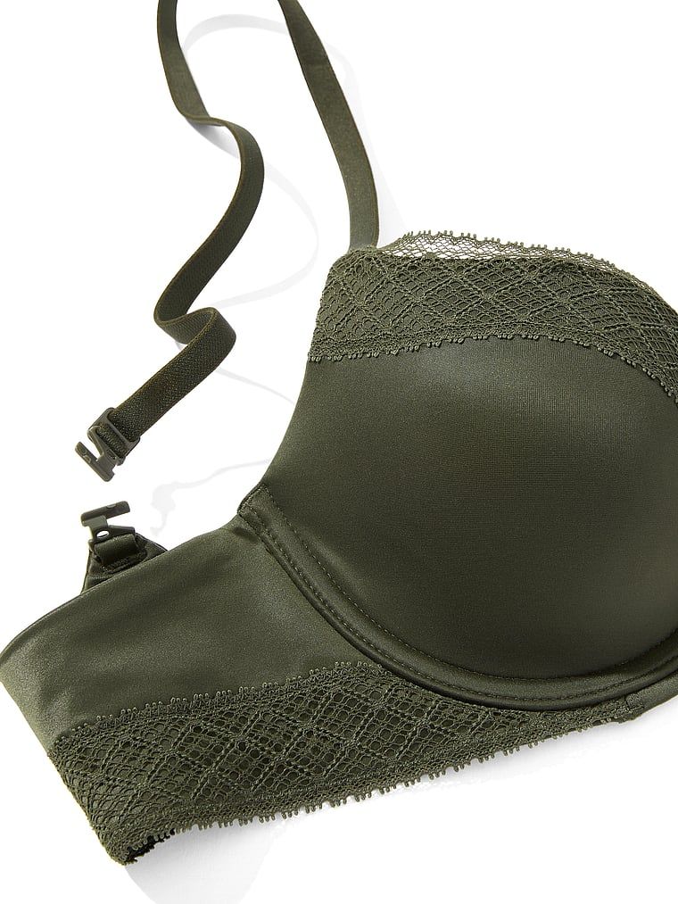 Blago podstavljeni grudnjak s Demi čipkastim umetcima. Proizvod je zelene boje i dolazi iz Body by Victoria kolekcije.