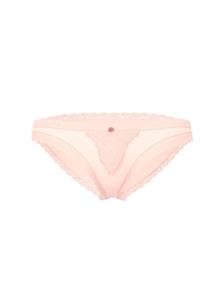 Čipkaste gaćice na rubovima bikinija s čipkastim rubom. Proizvod je ružičaste boje i dolazi iz kolekcije Dream Angels.