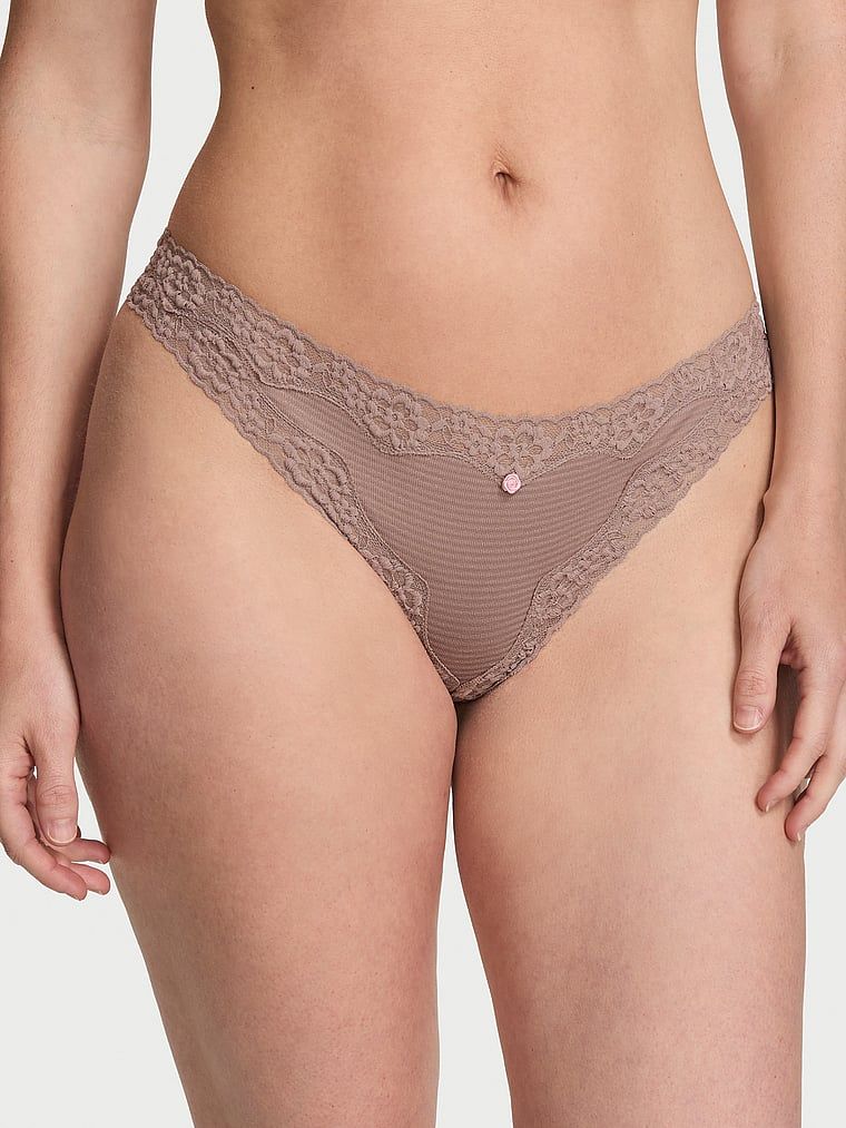 Lace Trim Pamučne tangice s prugama i čipkom na struku