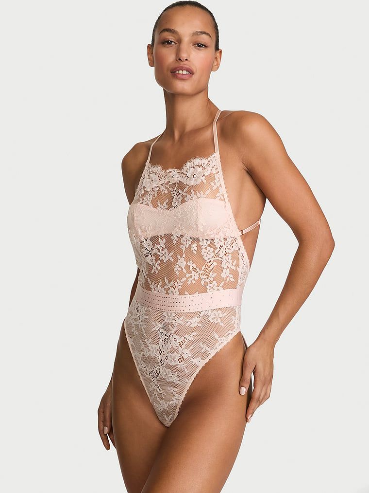 Bodi Twinkle Lace. Proizvod je ružičaste boje i dolazi iz kolekcije Dream Angels.