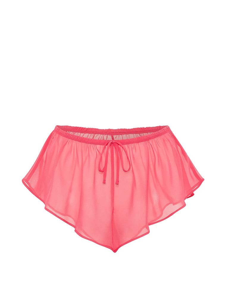 Šifonske kratke hlače za spavanje. Proizvod je crvene boje i dolazi iz Victoria's Secret kolekcije.
