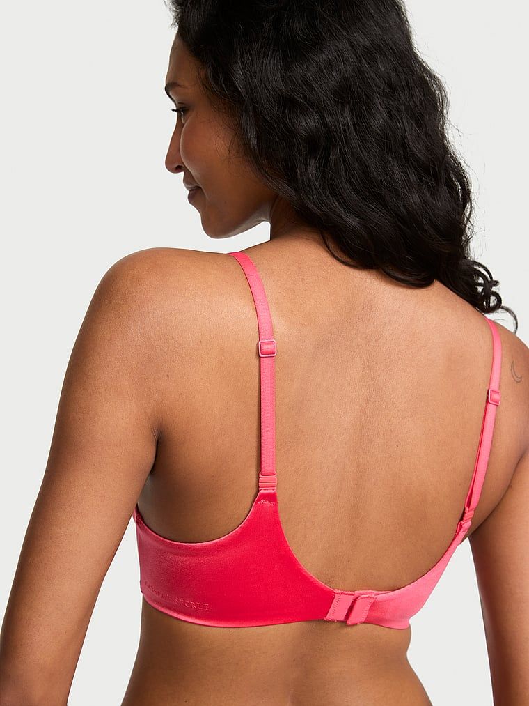 FlexFactor Demi grudnjak s blagom podstavom. Proizvod je crvene boje i dolazi iz kolekcije Body by Victoria.