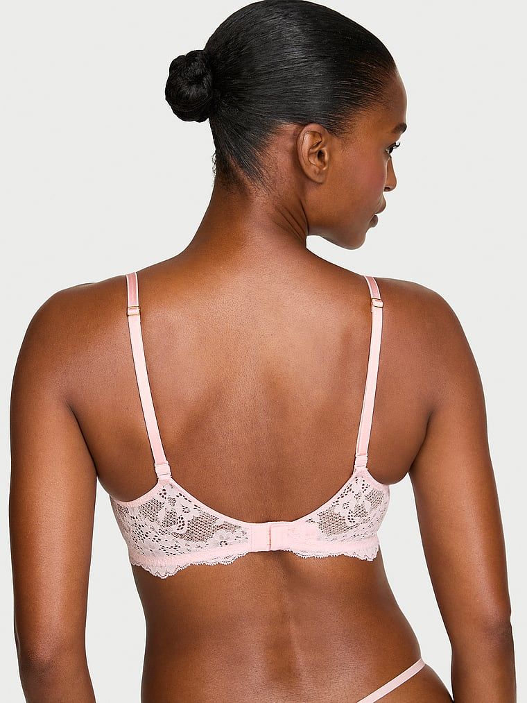 Wicked Lace Balconette grudnjak bez podstavljenog balconettea. Proizvod je ružičaste boje i dolazi iz kolekcije Dream Angels.