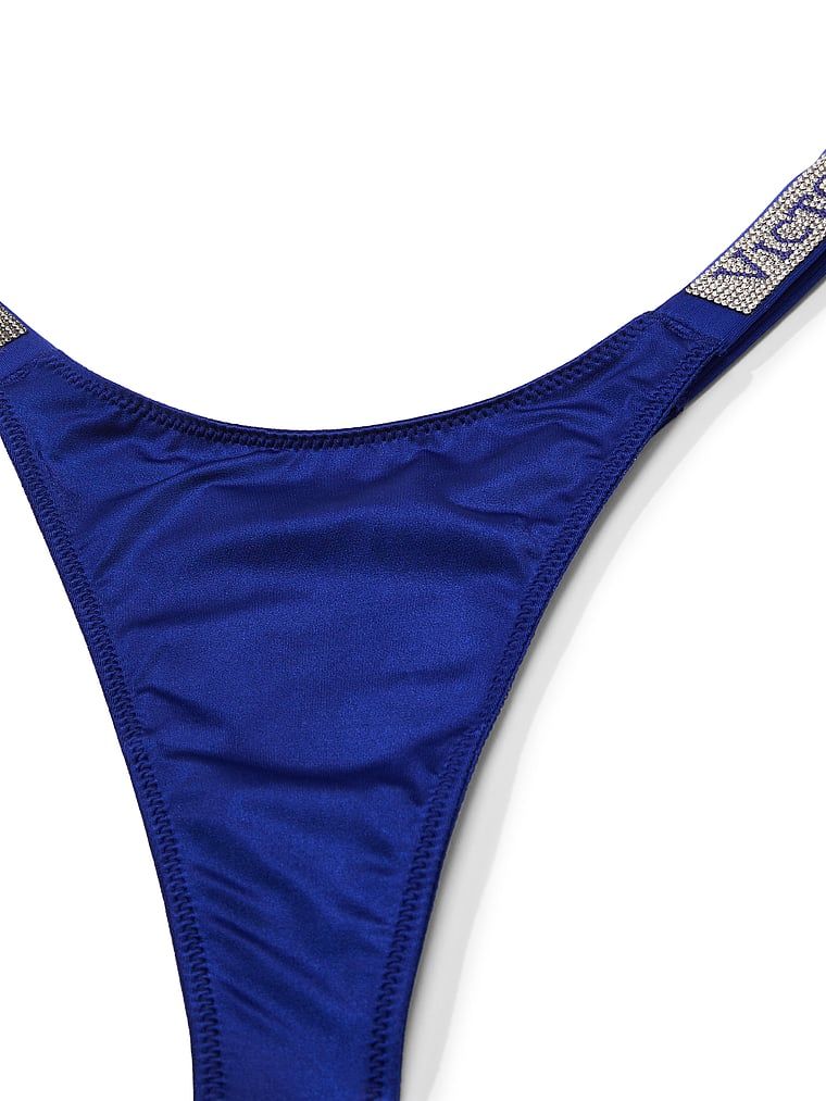 Tange s sjajnim naramenicama za sjaj. Proizvod je plave boje i dolazi iz kolekcije Very Sexy.