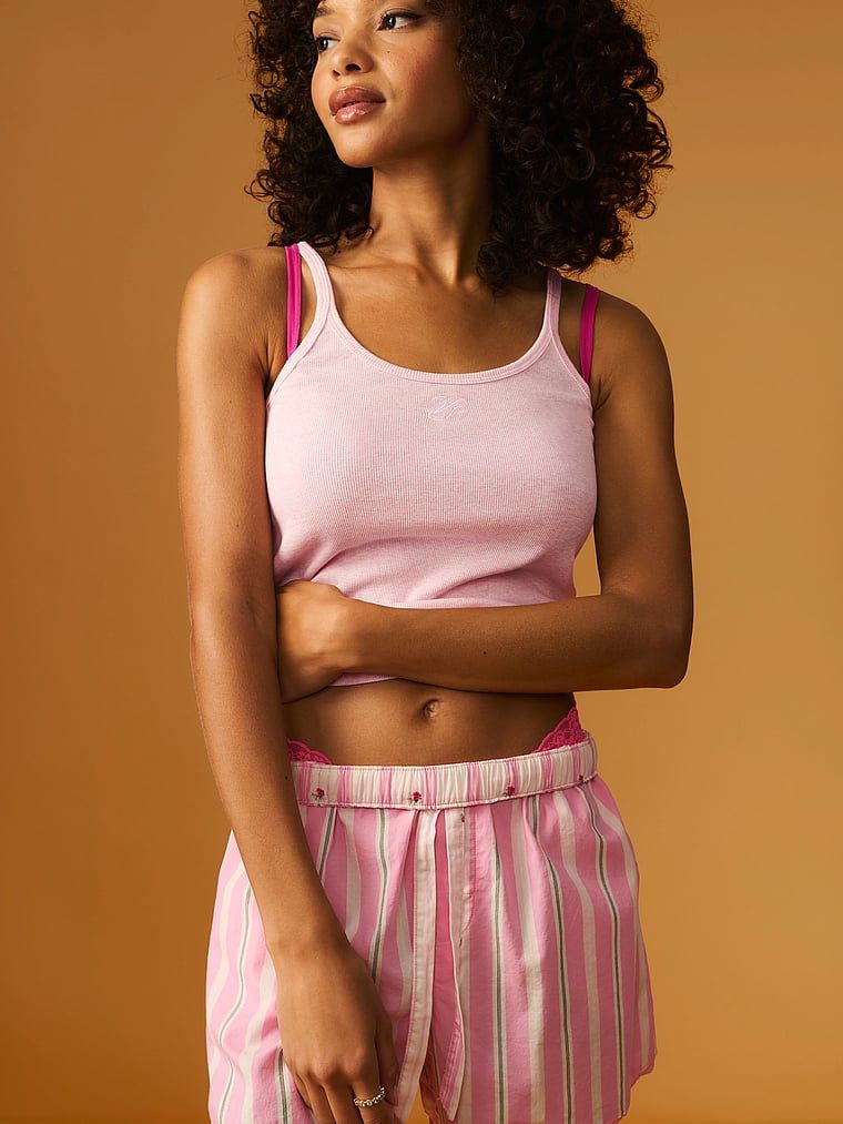 Mix & Match pamučna majica za spavanje. Proizvod je ružičaste boje i dolazi iz Victoria's Secret kolekcije.