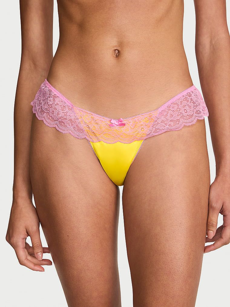 Victoria's Secret Satenske tanga gaćice Tease s čipkastim obrubom i detaljem suknjice