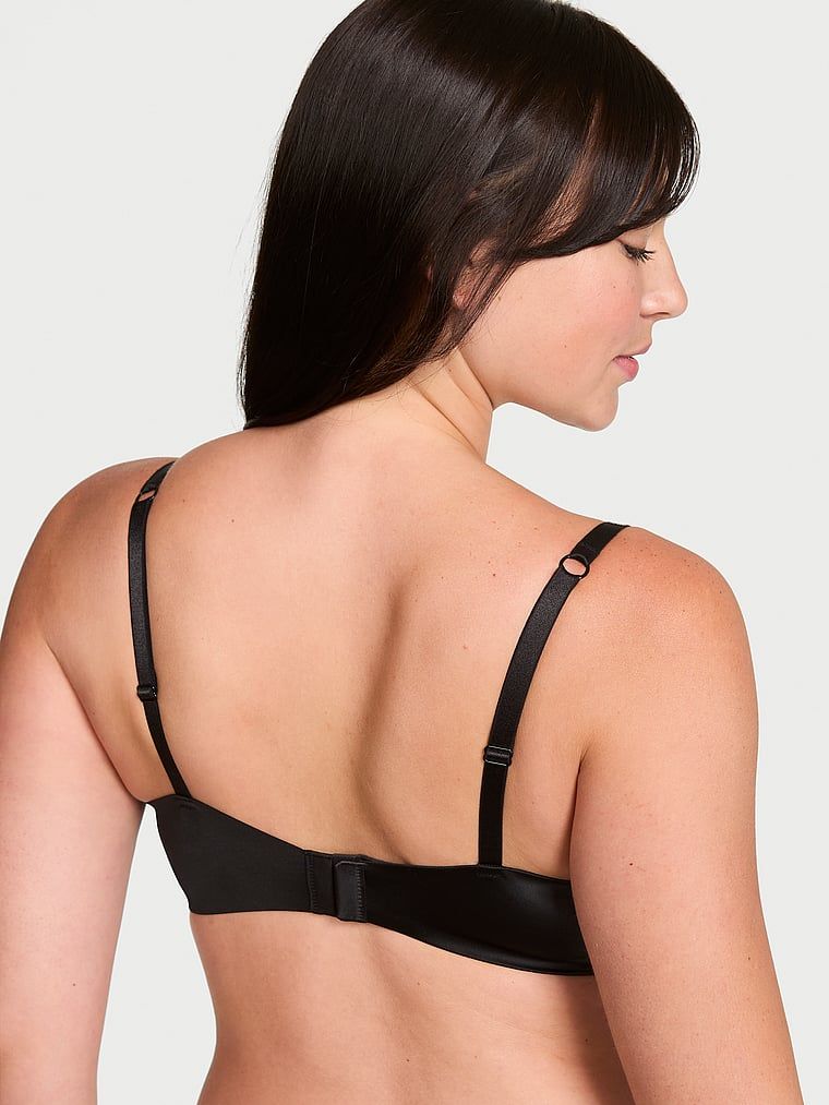 Push-up grudnjak Shine Bow. Proizvod je crne boje i dolazi iz kolekcije Very Sexy.