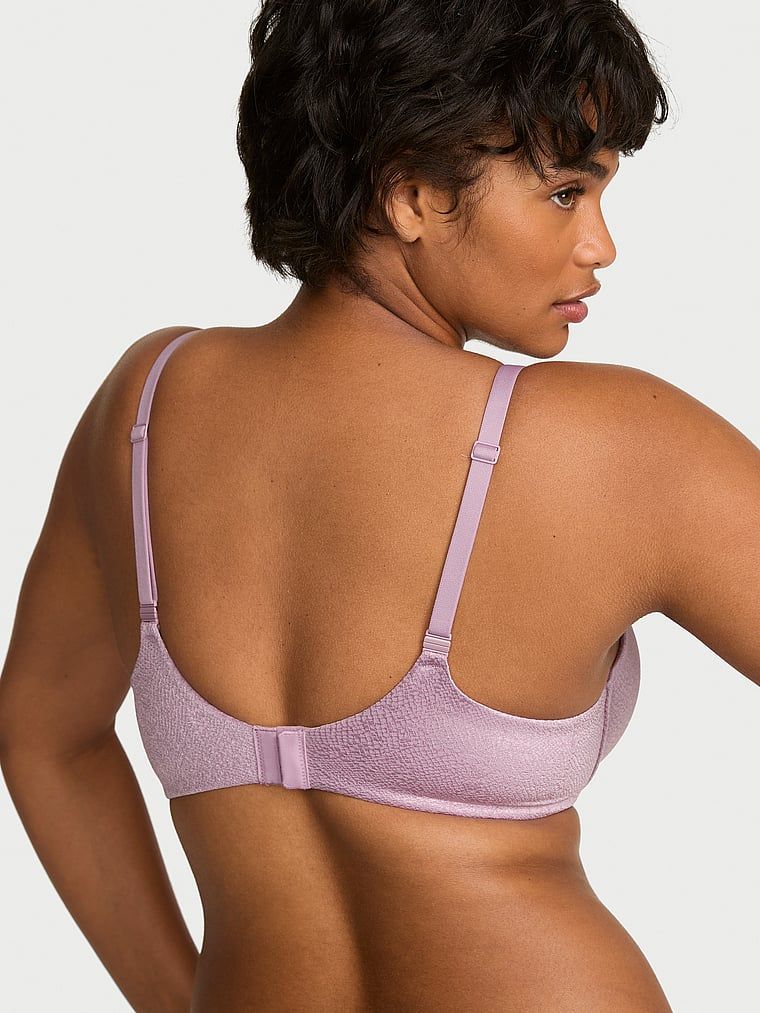 Push-up grudnjak Perfect Shape. Proizvod je ružičaste boje i dolazi iz kolekcije Body by Victoria.
